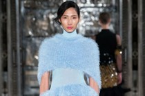 Người mẫu Việt tỏa sáng ở ngày đầu London Fashion Week